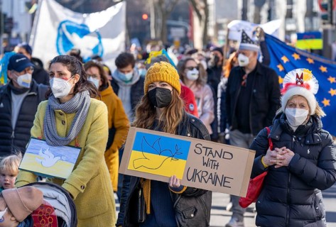 Peace demonstration against the war in Ukraine, instead of the Rose Monday parade in Cologne, with
