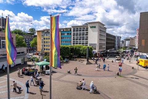 The city centre of Mülheim an der Ruhr, Schlossstraße, Kurt-Schumacher-Platz, pedestrian zone,