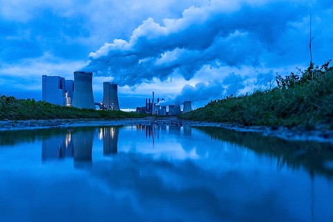 Neurath lignite-fired power station, power station units A, E, cooling towers, town of