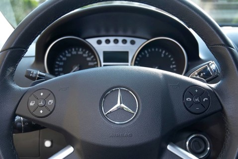Steering wheel with airbag, dashboard, Hamburg, Hamburg, Federal Republic of Germany