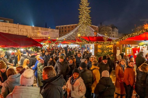Christmas market at Roncalli Platz am Dom, in the city centre of Cologne, Sunday shopping in