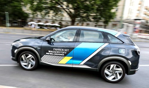 The Hyundai NEXO, a fuel cell vehicle powered by hydrogen in road traffic, Berlin, 18/08/2020