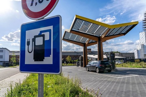E-fuelling station on the site of the former Lohberg colliery in Dinslaken, 4 300 kW fast-charging