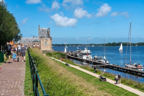 The town of Veere, province of Zeeland, Veerse Meer, Campveerse Tor tor, jetty, inland sea,