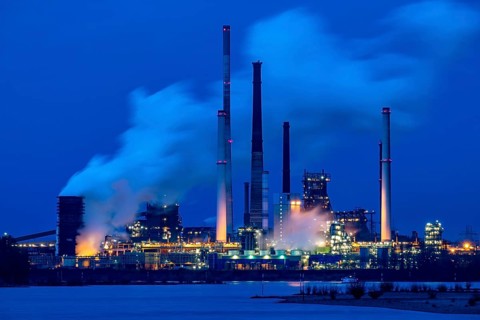 Rhine near Duisburg Bruckhausen, Marxloh, Thyssenkrupp Steel steelworks, blast furnaces, sintering