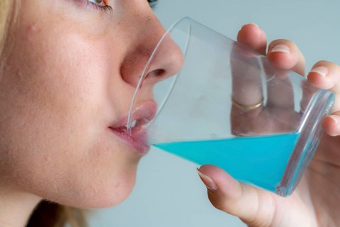 Bad breath, prevention through cleaning, mouthwash
