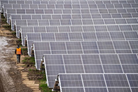 Construction of a solar park in Neukirchen-Vluyn, over 10, 000 solar modules will be installed on 4