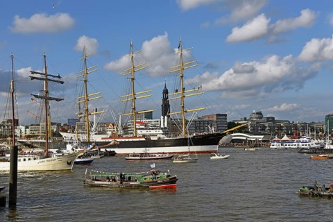 Europe, Germany, Hanseatic City of Hamburg, harbour, Elbe, arrival parade of the restored