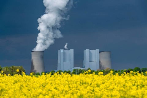 Neurath lignite-fired power station, near Grevenbroich, RWE Power AG, storm clouds over the Rhenish