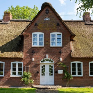 Frisian house, thatched house, Alkersum, Föhr, North Sea island, North Frisia, Schleswig-Holstein,