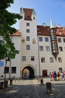 Europe, Germany, Bavaria, state capital Munich, Old Town, Old Court, built 1253 by Ludwig the