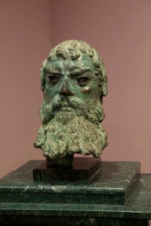 Bronze head sculpture of Thracian King Seuthes III, Kazanlak museum, Bulgaria, Europe