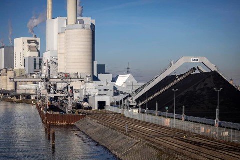 Grosskraftwerk Mannheim AG, GKM, hard coal-fired power plant generates electricity and district