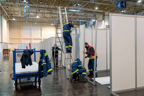 Construction of a vaccination centre for corona vaccinations, in a hall at Messe Essen, by the