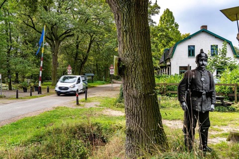 The so-called Green Border, at the former border crossing Grenzweg near Straelen-Kastanienburg and