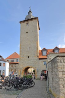 Historic Lower Gate, City Gate, City Tower, Bicycles, Volkach, Lower Franconia, Franconia, Bavaria,