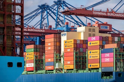 Magleby Maersk container freighter at EUROGATE Container Terminal, Waltershofer Hafen, one of the