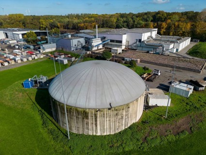 Biogas storage, pipelines of the Reterra biogas plant, biogas is produced in a fermenter over a