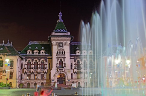 Craiova, Krajowa, Kragau, prefecture and fountain in the city centre, Little Wallachia, Romania,
