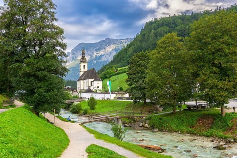 Parish church of St Sebastian, bridge, Ramsauer Ache, Ramsau, Berchtesgadener Land, Upper Bavaria,