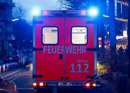 Berlin fire brigade ambulance in action, 21.12.2020