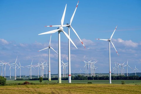 Wind farm north-east of Bad Wünnenberg, East Westphalia Lippe, Paderborn district, with the A44