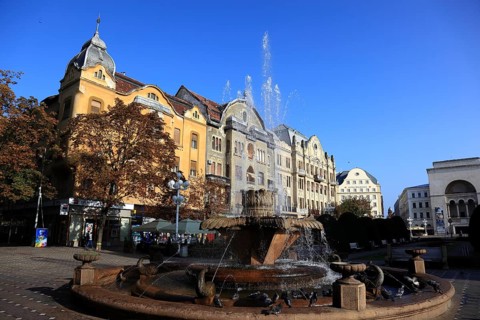 Banat, Timisoara, Timisoara, Old Town, Fountain at Piata Victoriei, Victory Square, Romania, Europe