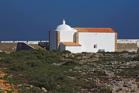 Church and bastion in the Fortaleza de Sagres, Vila do Infante, Sagres, Algarve, Portugal, Europe