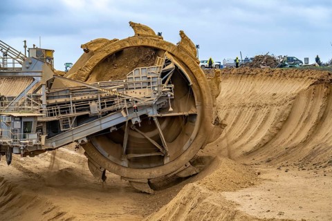 Opencast lignite mine Garzweiler 2, bucket wheel excavator 261 excavating the surface, at the rest