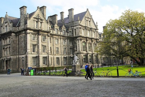 Graduates Memorial building and Provost Salmon statue, Trinity College university, city of Dublin,