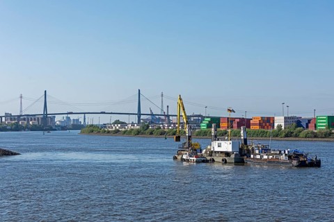Cargo ship, Köhlbrand bridge, Köhlbrand, Norderelbe, Hamburg, Germany, Europe