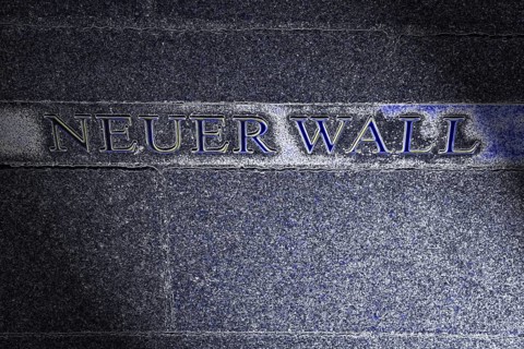 Hamburg, Stadt, Neuer Wall, eingebetteter Schriftzug