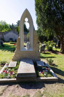 A new monument can be seen at Caspar David Friedrich's grave in Dresden's Trinitatisfriedhof
