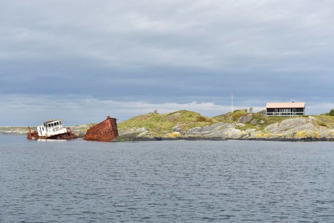 Shipwreck in an archipelago in Norway