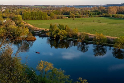 The Ruhr near Mülheim, view into the Ruhr valley to the south-east, Ruhr valley bridge, A52