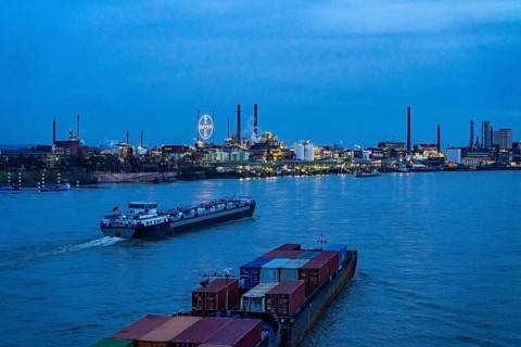 Backdrop of Chempark Leverkusen, Bayer Leverkusen, chemical park, chemical plant, river Rhine,