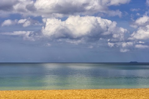 Puristic seascape near Ko Lanta, beach, beach holiday, sea, ocean, nature, force of nature, natural
