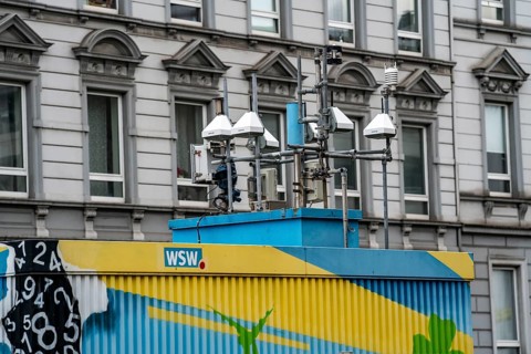 Air quality monitoring station, on the B7, Friedrich-Engels-Alle in Wuppertal, operated by the