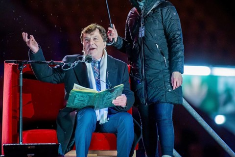 When over 25, 000 visitors flock to the Rudolf Harbig Stadium for the big Advent concert just in