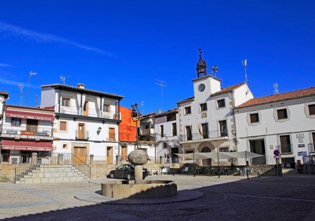 Traditional architecture Plaza Mayor, village of Cuacos de Yuste, La Vera, Extremadura, Spain,