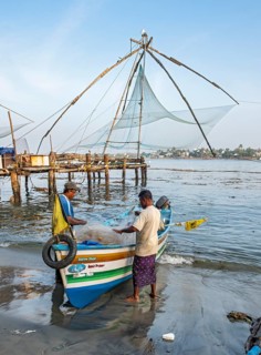 Chinese fishing nets, Fort Kochi, Cochin, Kerala, India, Asia