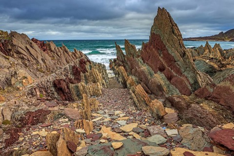 Colourful rocks, rock, coast, sea, waves, cloudy, Varanger Peninsula, Norway, Europe