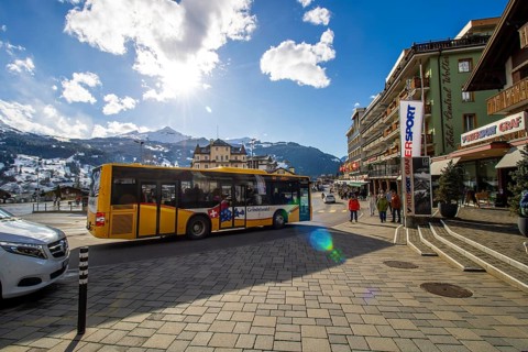 28 March 2024: Lively tourism in the week in front of Easter in the popular Swiss holiday resort of