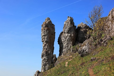 Ehrenbürg rock and the Walberla rock near Kirchehrenbach, Wiesenthauer Nadel, district of