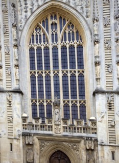 Bath Abbey frontage with ascending and descending angels, Bath, Somerset, England, UK