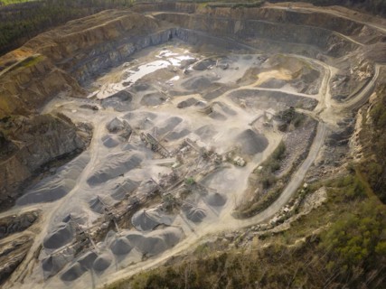 Natursteinwerke Weiland GmbH is a family business that operates several granite and greywacke stone