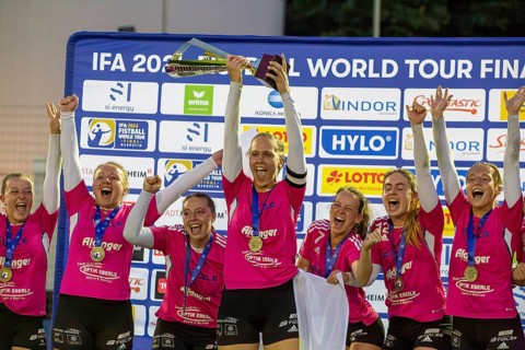 Fistball (woman) : TSV Dennach against TV Jahn Schneverdingen (IFA 2024 Fistball World Tour Finals
