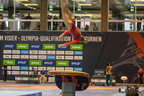 Olympic qualification in apparatus gymnastics in Rüsselsheim Picture: Karina Schönmaier on the