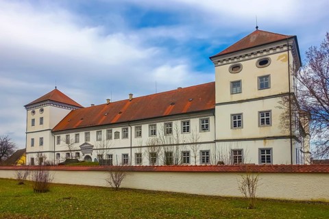 Meßkirch Castle, Castle of the Counts of Zimmern, Zimmern Castle, regular four-wing castle complex,