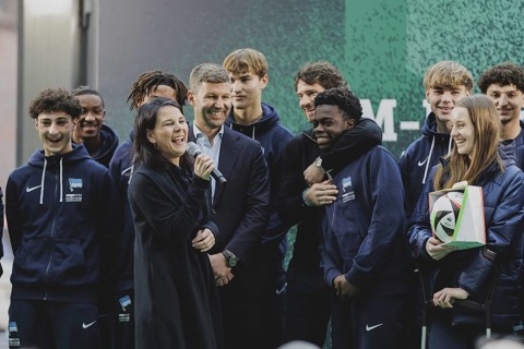 Annalena Bärbock (Alliance 90/The Greens), Federal Foreign Minister, photographed at the kick-off